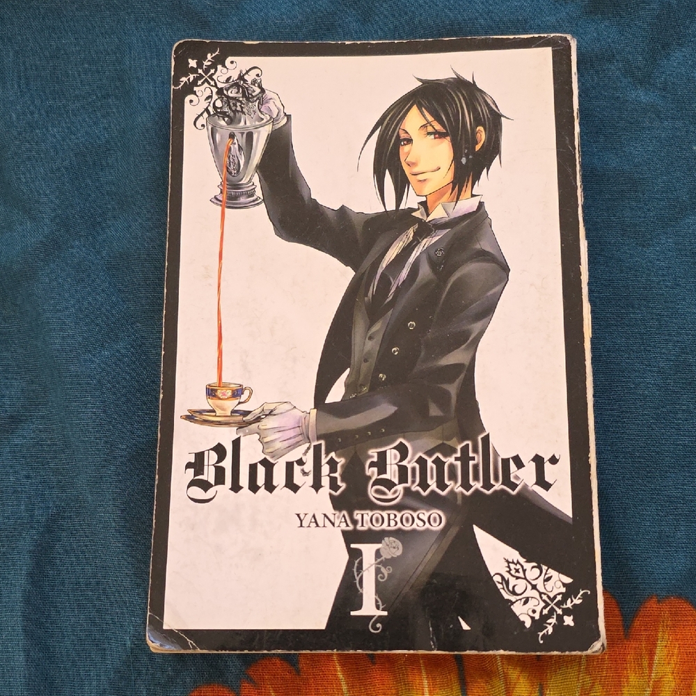 Black Butler Manga Volume 1 Left Handed Book